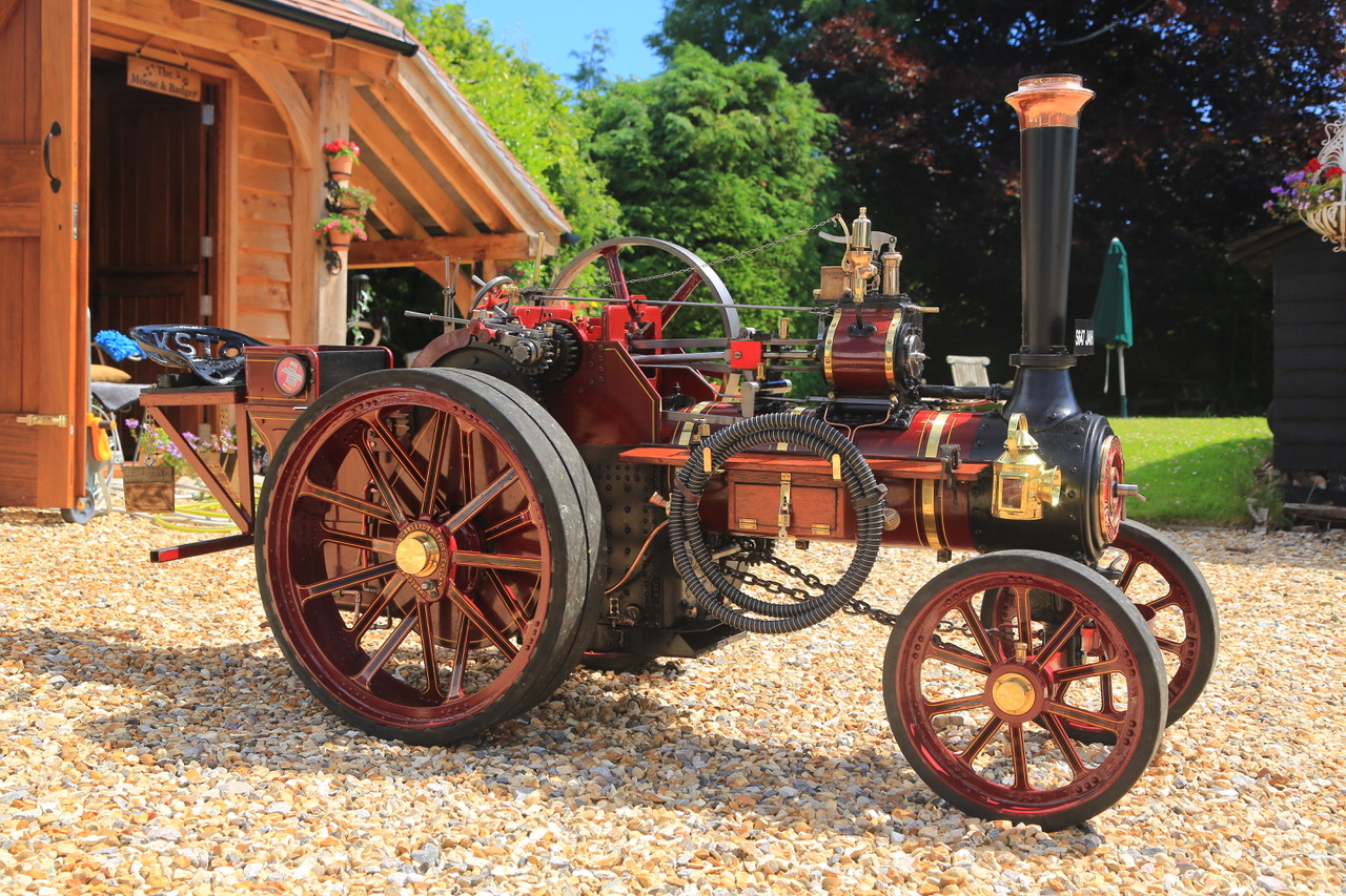 Tim Osborne has his Burrell carrying a set of Corfe lamps